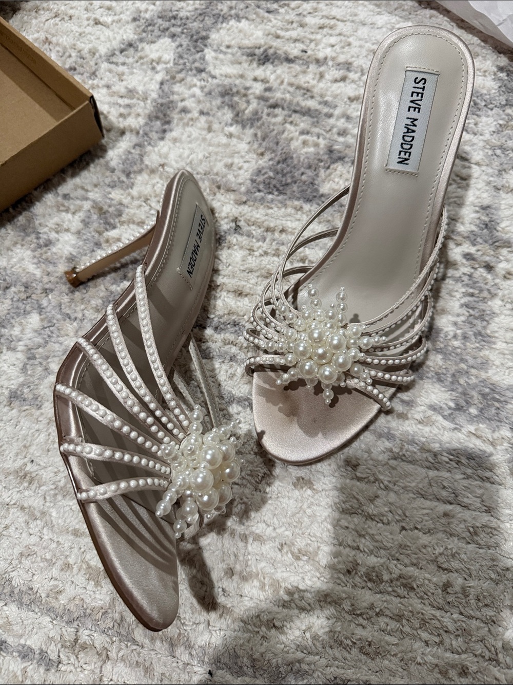 Steve Madden Pearl Embellished Cream Slide Mules
